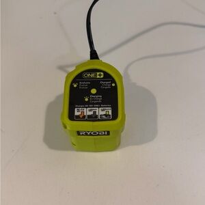 Ryobi One+ 18V Battery Charger Class 2 Model P119